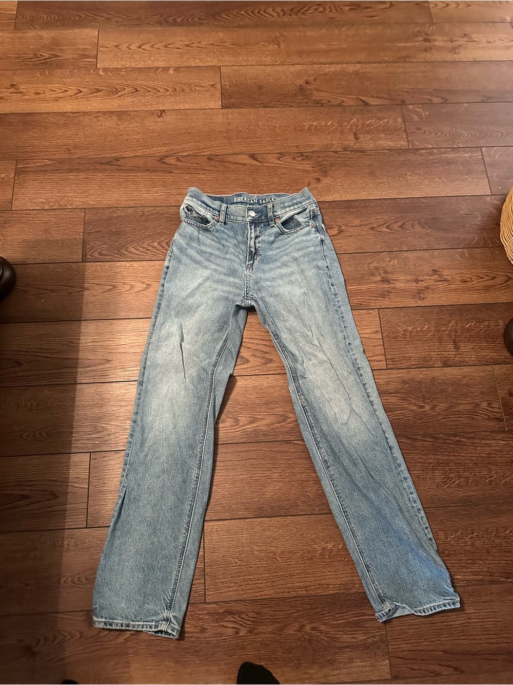 American Eagle Outfitters Light Wash Straight-Leg Jeans